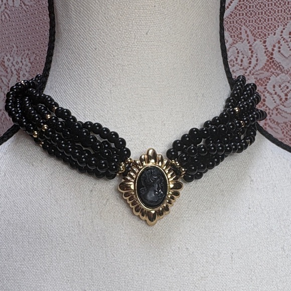 Jewelry - Vintage Black Beaded Cameo Choker Necklace Victorian Gothic